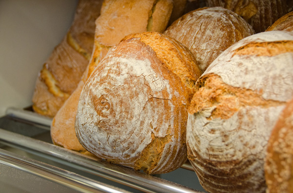 Ζυμωτό Ψωμί